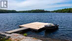 215 CRANE LAKE WAY | The Archipelago Ontario | Slide Image Six