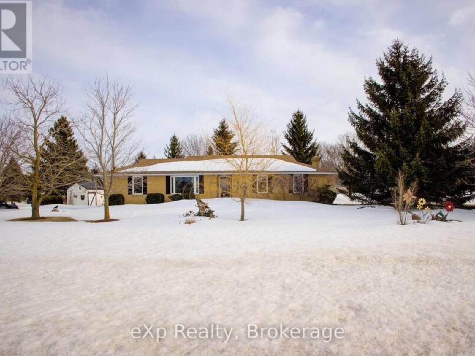 1020 MAIN STREET, Howick, Ontario N0G 2X0