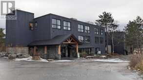 402 - 402 BAYSHORE - DEERHURST DRIVE | Huntsville Ontario | Slide Image Two