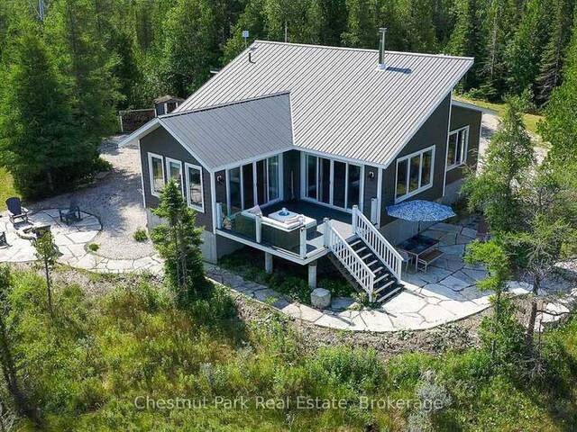 422 DORCAS BAY ROAD Tobermory Ontario, N0H 2R0 - 2 Bedrooms Waterfront Home For sale