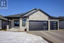 19 WINCHESTER CRESCENT | Listowel Ontario | Slide Image One