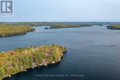 12905 KAWAGAMA-FISHPOLE POINT | Lake of Bays Ontario | Slide Image Two