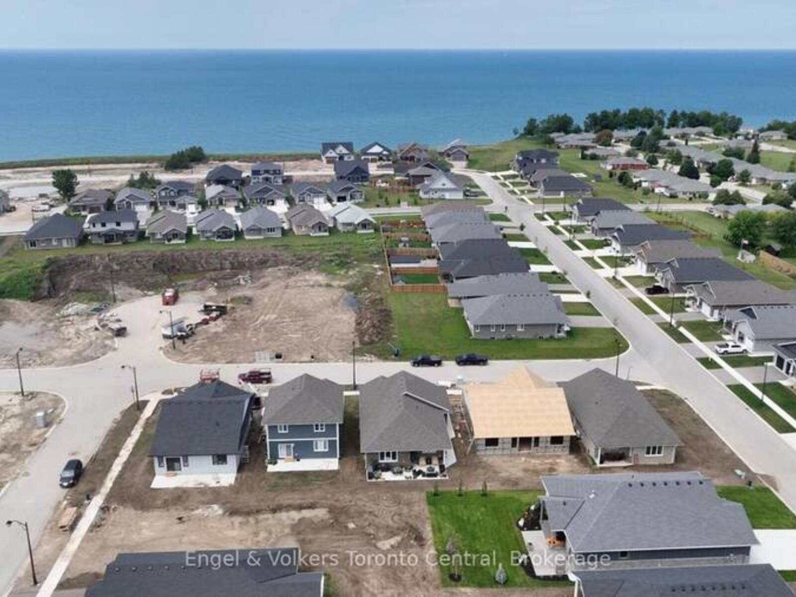 468 COAST DRIVE, Goderich, Ontario N7A 0C3