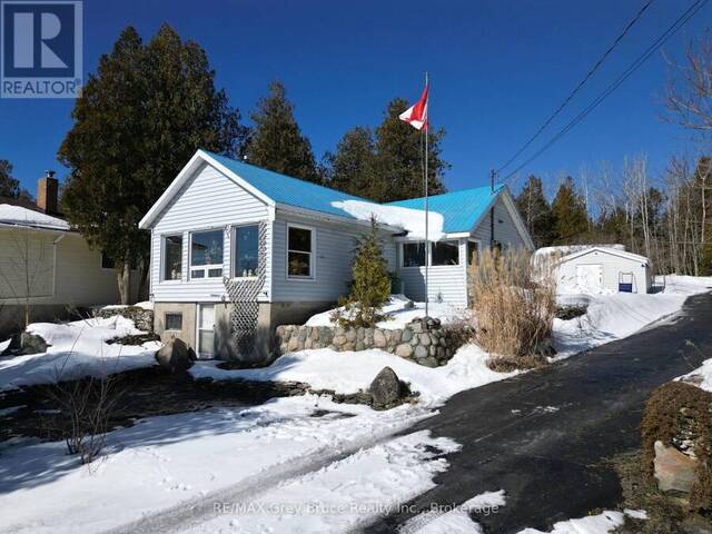 98 TAMARAC ROAD Northern Bruce Peninsula Ontario, N0H 2M0 - 2 Bedrooms Waterfront Home For sale