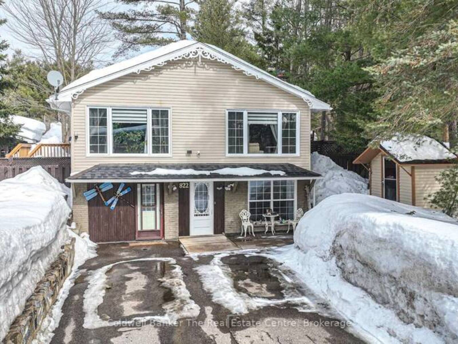 822 PINEDALE ROAD, Gravenhurst, Ontario P1P 1L3