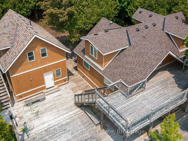 584 WARNER BAY ROAD Tobermory Ontario, N0H 2R0 - 3 Bedrooms Waterfront Home For sale