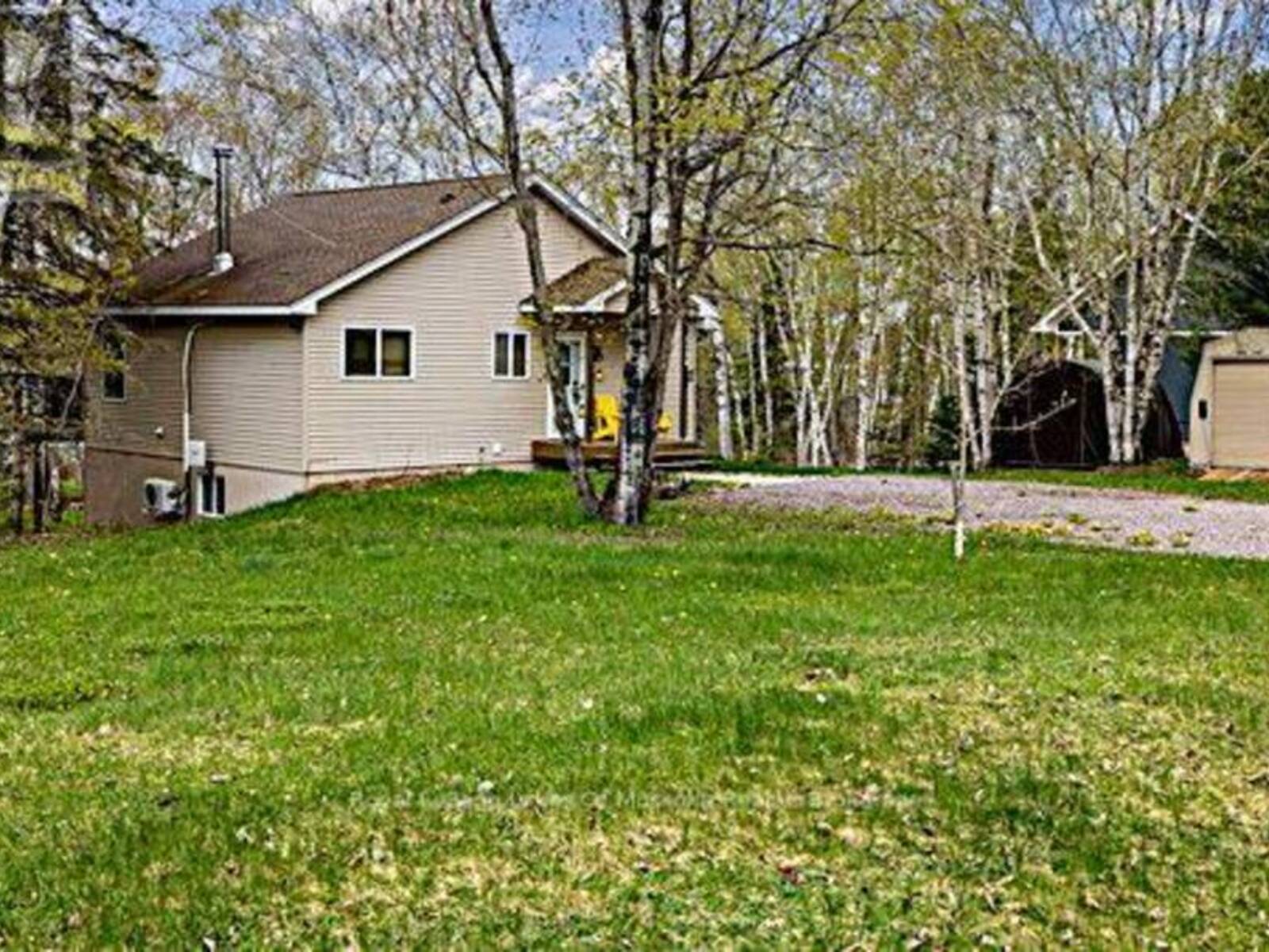 1136 LAKESIDE TRAIL, Magnetawan, Ontario P0A 1P0