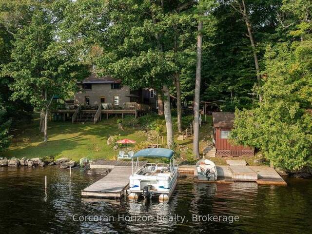 1641 WALKERS POINT ROAD Gravenhurst Ontario, P1P 1R2 - 4 Bedrooms Waterfront Home For sale