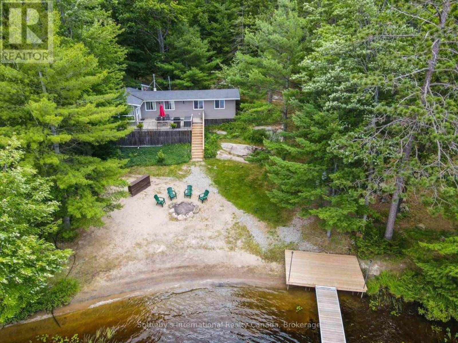 1040 KAHSHE LAKE, Gravenhurst, Ontario P0E 1G0