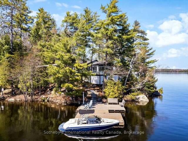 29 BEACHGROVE ISLAND 33LM Gravenhurst Ontario, P1P 1R2 - 3 Bedrooms Waterfront Home For sale