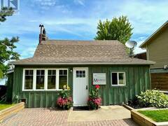 83 BEACH ROAD Penetanguishene Ontario, L9M 1R2