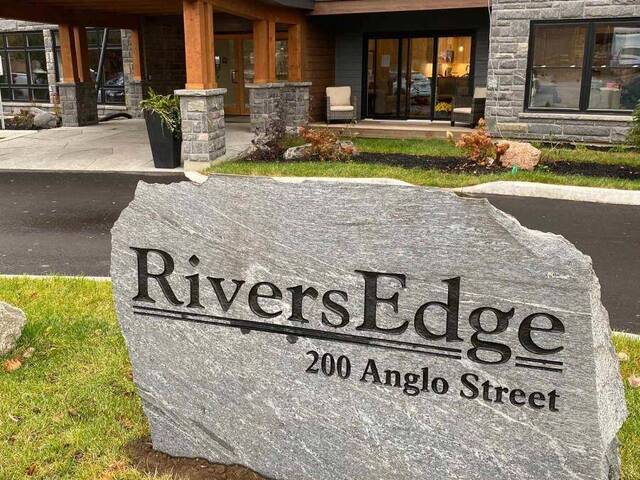 301 - 200 ANGLO STREET Bracebridge Ontario, P1L 1G4 - 2 Bedrooms Waterfront Condo For Sale