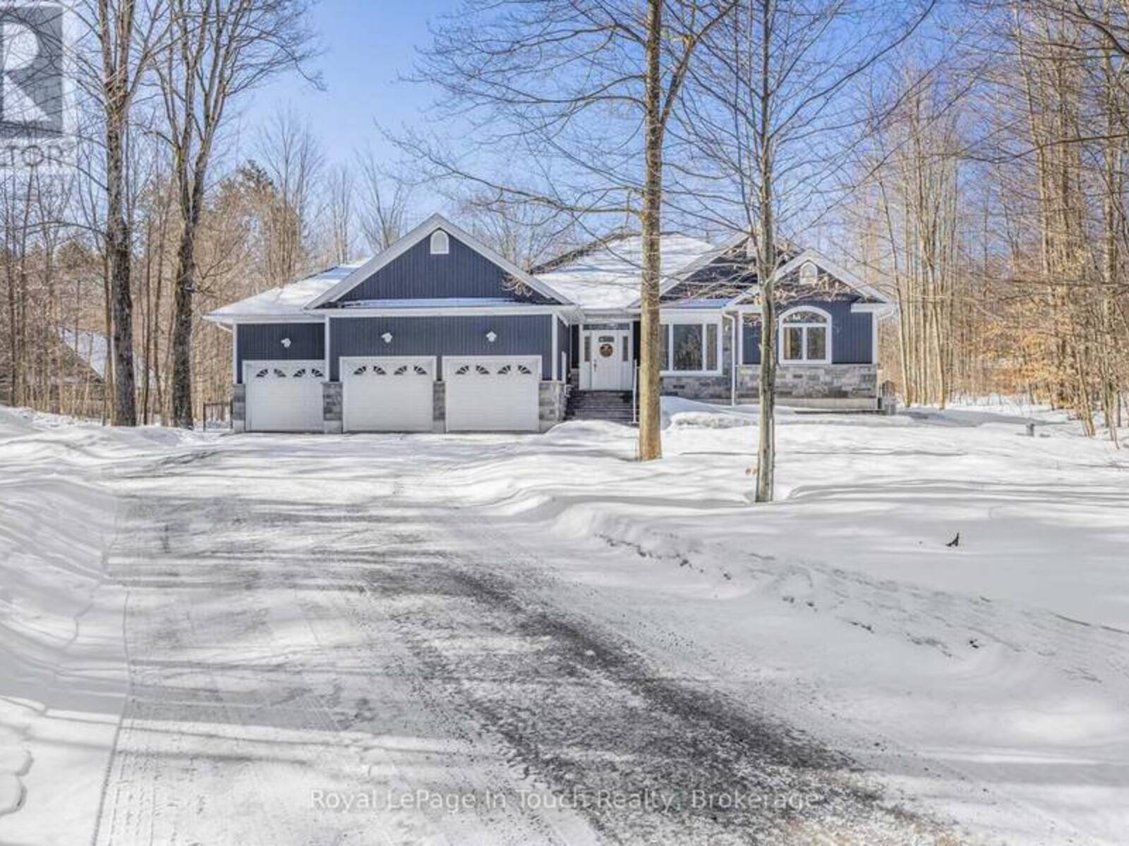 3 COPELAND CREEK DRIVE, Tiny, Ontario L9M 0M3