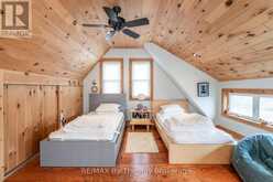 3854 IS 630 GEORGIAN BAY | Honey Harbour Ontario | Slide Image Thirty-two