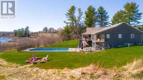 427 WEST BROWNS ROAD | Huntsville Ontario | Slide Image Thirty-eight