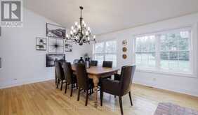 427 WEST BROWNS ROAD | Huntsville Ontario | Slide Image Nine