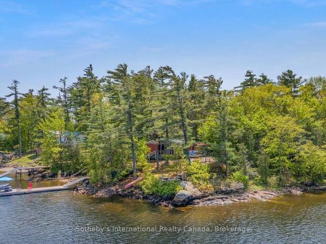5096 ISLAND 865 Port Severn Ontario, L0K 1S0 - 2 Bedrooms Waterfront Home For sale