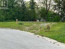 48 GORDON CRESCENT | Meaford Ontario | Slide Image Four
