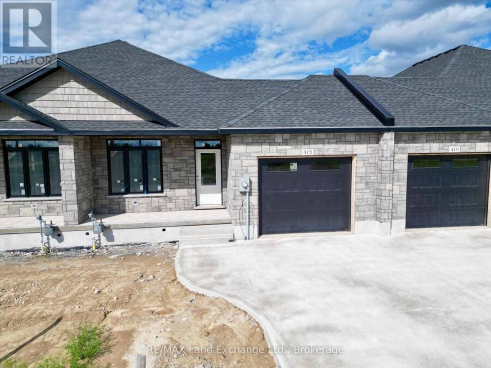 415 IVINGS DRIVE, Port Elgin, Ontario N0H 2C1