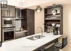 6412-6414 - 9 HARBOUR STREET E | Collingwood Ontario | Slide Image Three
