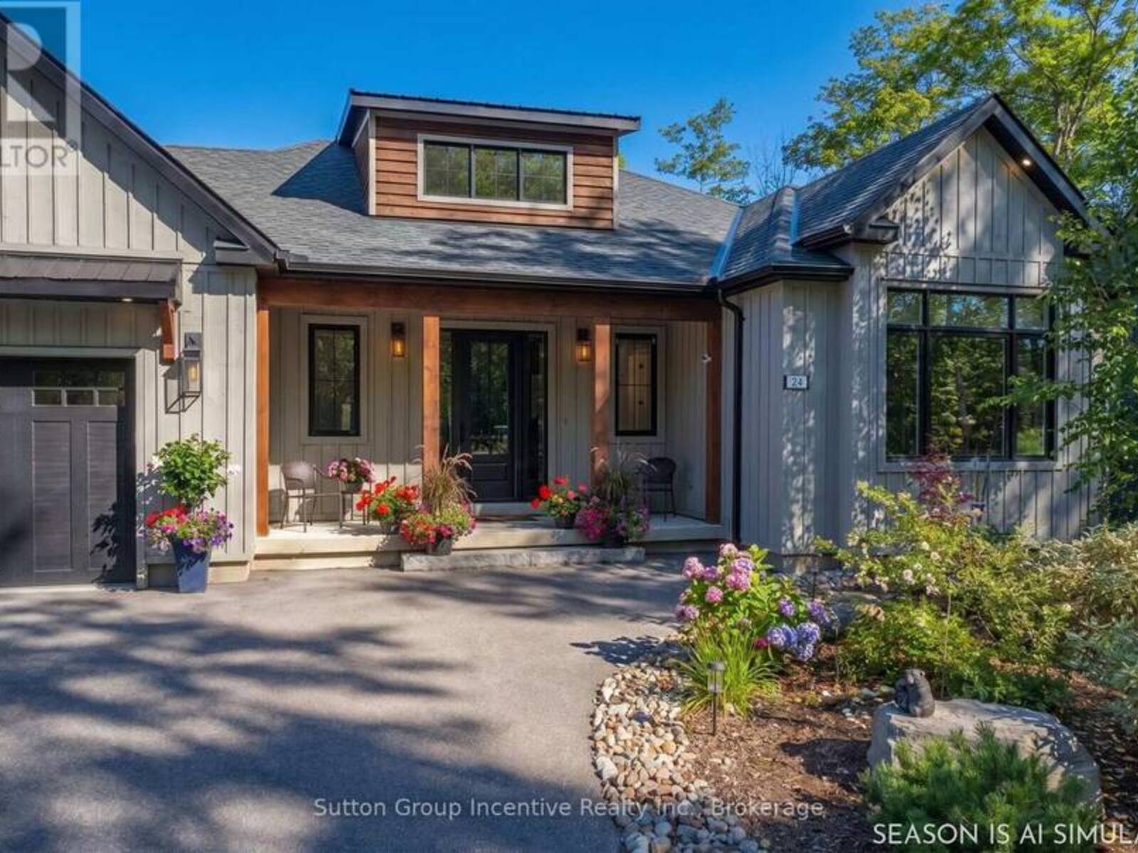 24 ST GEORGES COURT, Huntsville, Ontario P1H 1B1