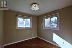 5 BROCK CRESCENT | Collingwood Ontario | Slide Image Thirty