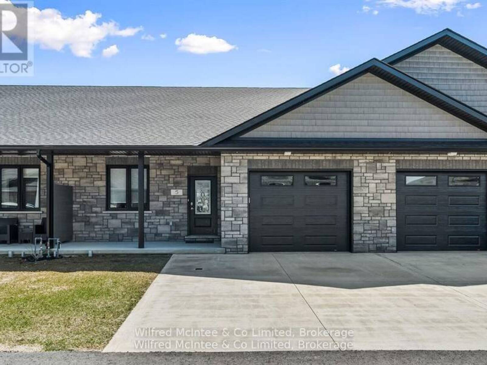 5 - 5 PALMER MARIE LANE, Chesley, Ontario N0G 1L0