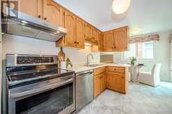 2 PICKWICK PLACE | Guelph Ontario | Slide Image Twelve