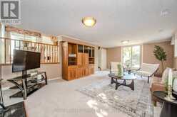 2 PICKWICK PLACE | Guelph Ontario | Slide Image Eighteen