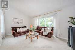 2 PICKWICK PLACE | Guelph Ontario | Slide Image Nine
