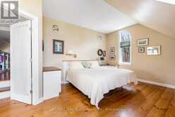 20 MAPLE DRIVE | Miller Lake Ontario | Slide Image Nineteen