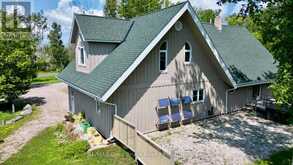 20 MAPLE DRIVE | Miller Lake Ontario | Slide Image Three