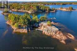 2 ISLAND 2890 | Honey Harbour Ontario | Slide Image Forty-seven