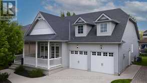 23 STORNOWAY CRESCENT | Huron East Ontario | Slide Image One