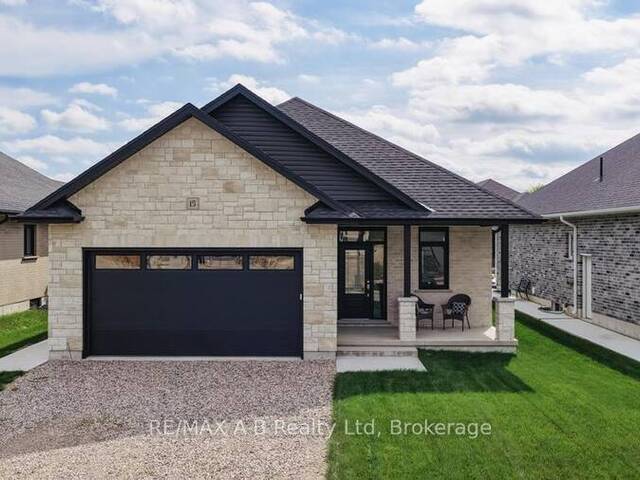15 ORCHARD DRIVE Stratford Ontario, N5A 0J7 - 3 Bedrooms Home For Sale