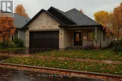 15 ORCHARD DRIVE | Stratford Ontario | Slide Image Three