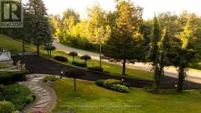 12 MATSON DRIVE | Caledon Ontario | Slide Image Seven