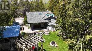 28 HARPUR DRIVE | Tobermory Ontario | Slide Image Twenty-seven