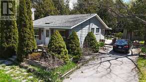 28 HARPUR DRIVE | Tobermory Ontario | Slide Image Six