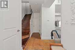 10 CARRICK TRAIL | Gravenhurst Ontario | Slide Image Seventeen