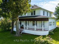 2 HENRY STREET McKellar Ontario, P0G 1C0