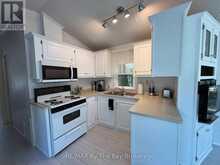 15 HURON CIRCLE | Wasaga Beach Ontario | Slide Image Eleven