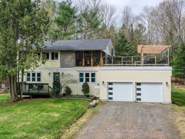 256 WOODLAND DRIVE Huntsville Ontario, P1H 1A6 - 3 Bedrooms Home For Sale