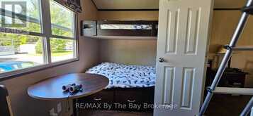 17 CHIPPEWA TRAIL | Wasaga Beach Ontario | Slide Image Fifteen