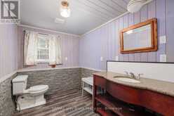 13 & 17 ZORRA DRIVE | Tobermory Ontario | Slide Image Thirteen
