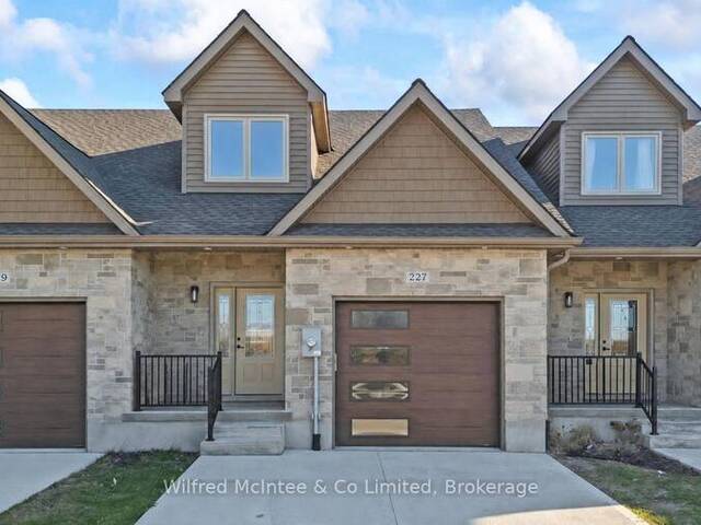 227 SAUGEEN STREET Southampton Ontario, N0H 2L0 - 3 Bedrooms Waterfront Home For sale
