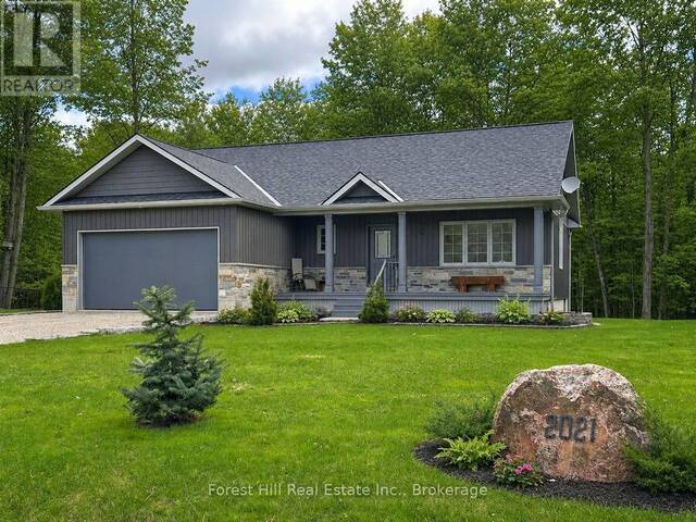 634341 ARTEMESIA GLENELG TOWNLINE Markdale Ontario, N0C 1H0 - 3 Bedrooms Home For Sale