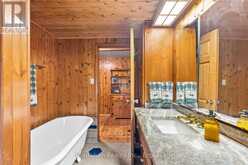 579 CAPE HURD ROAD | Tobermory Ontario | Slide Image Twenty-four