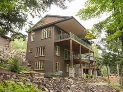 41 CLUBHOUSE DRIVE Huntsville Ontario, P1H 1B1