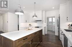 30 - 8 HILTON LANE | Meaford Ontario | Slide Image Thirteen